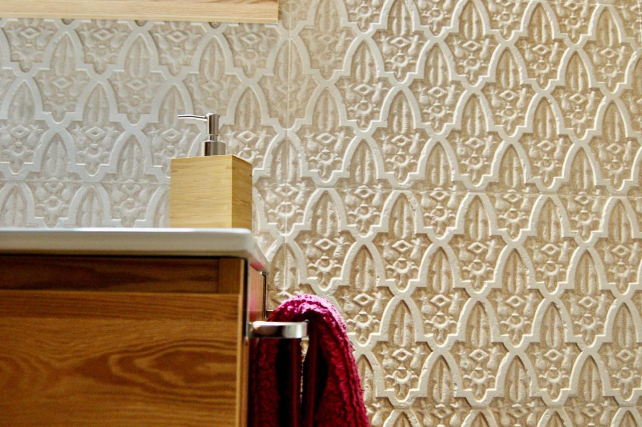 Apartamentos Puerta Real Sevilla Esterno foto